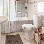 Lovely In With Kitchen Ferienhaus *
