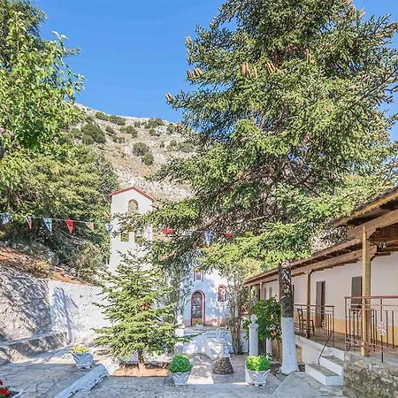 Lovely In With Kitchen Hébergement de vacances Patras