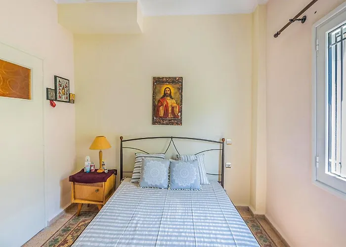 Lovely In With Kitchen * Патра