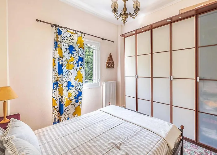 Дом отдыха Lovely In With Kitchen